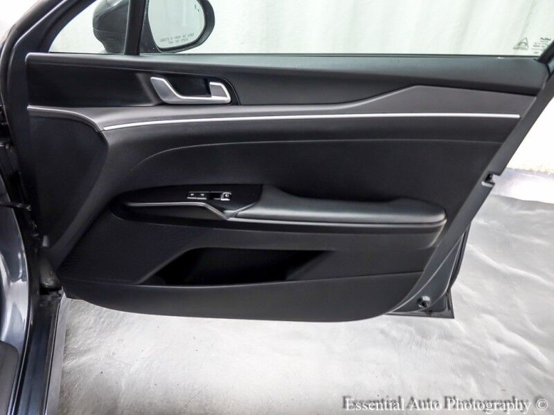 2022 Kia K5 LXS Willowbrook IL