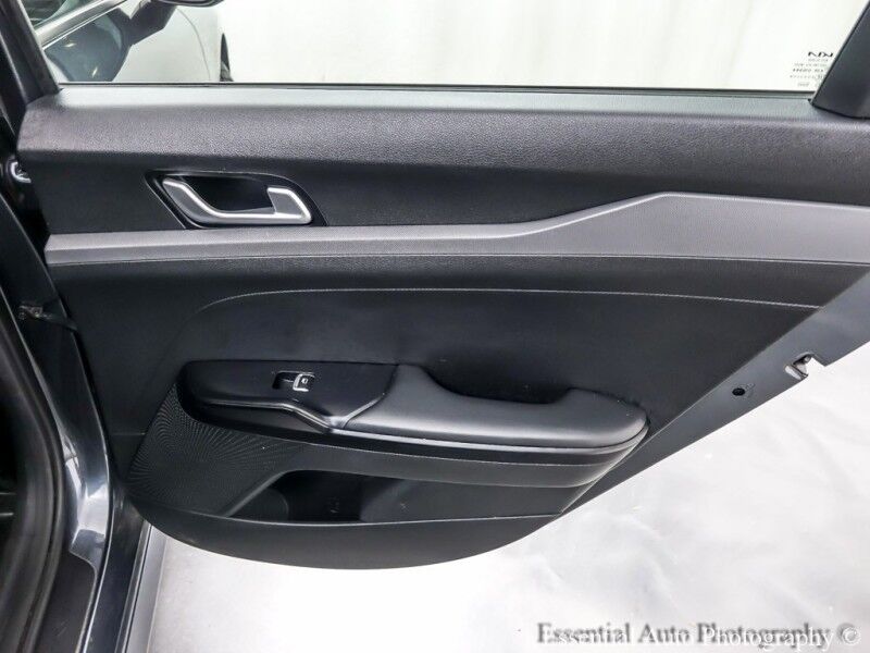 2022 Kia K5 LXS Willowbrook IL