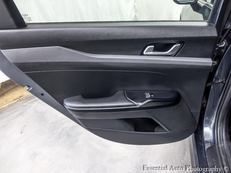 2022 Kia K5 LXS Willowbrook IL