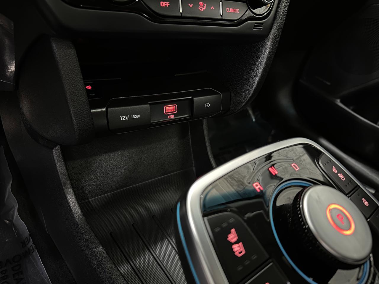 2022 Kia Niro EV SX Touring Richmond Hill ON