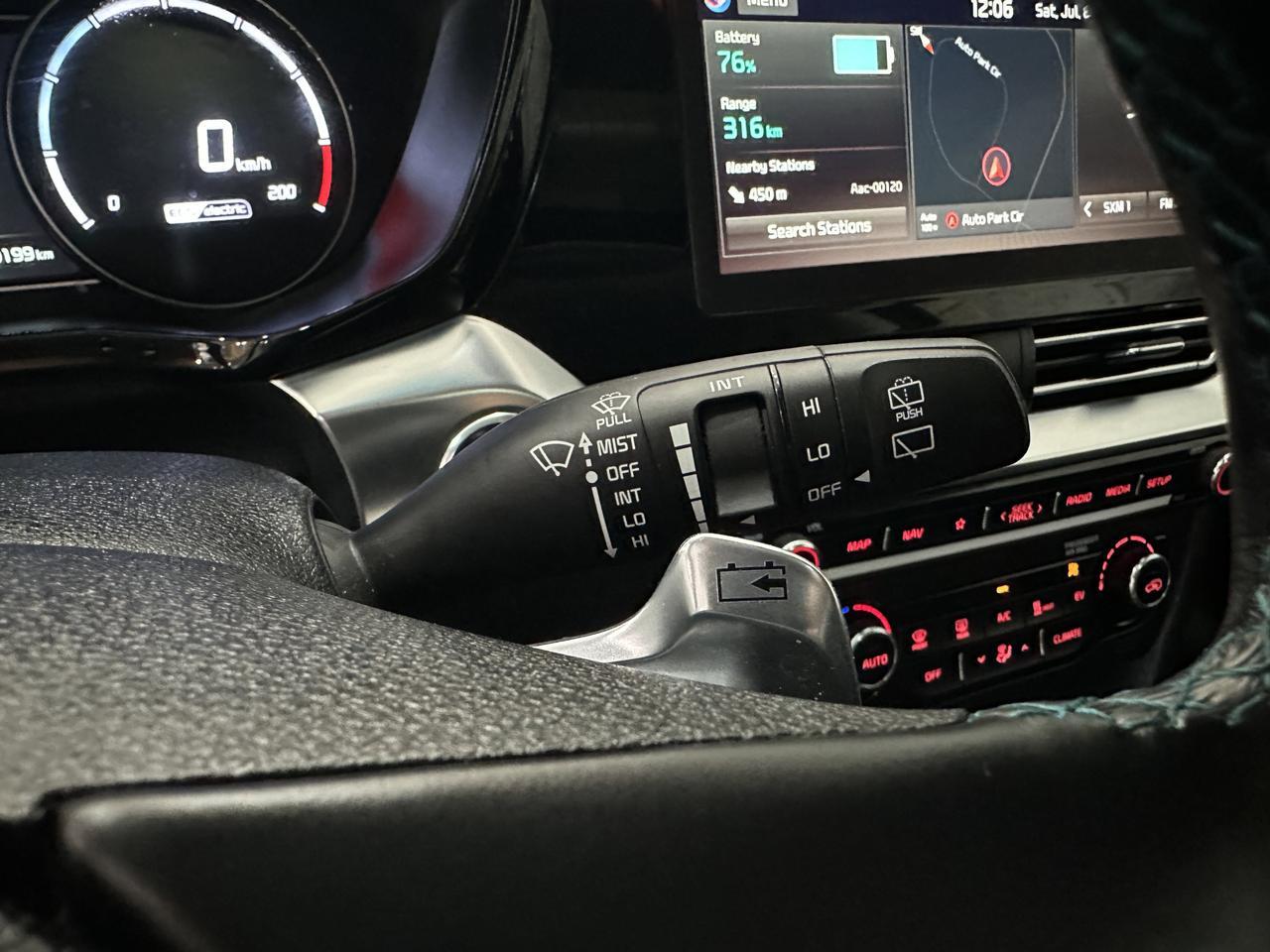 2022 Kia Niro EV SX Touring Richmond Hill ON