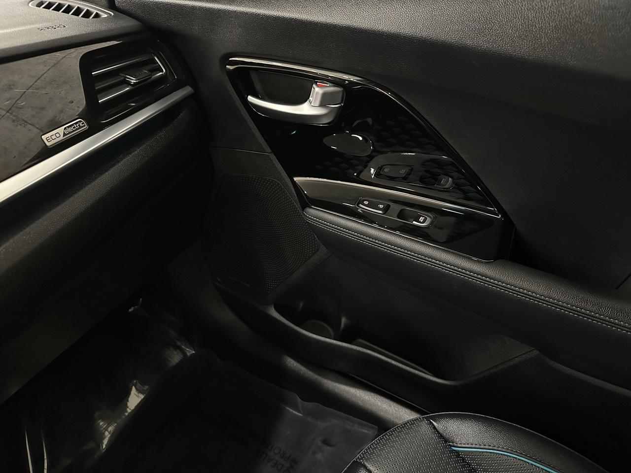 2022 Kia Niro EV SX Touring Richmond Hill ON