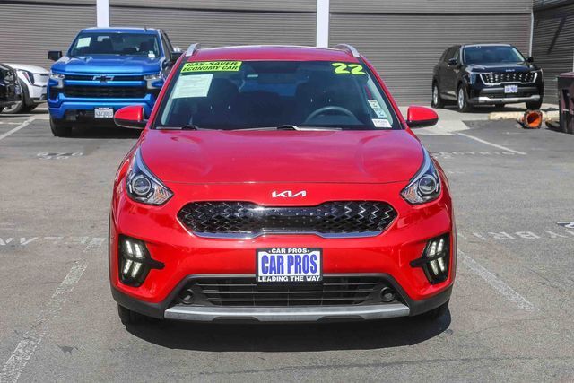 2022 Kia Niro LX