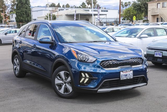 2022 Kia Niro LX