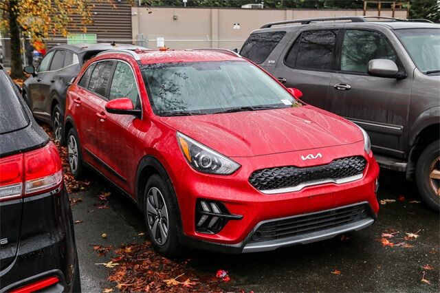 2022 Kia Niro LX