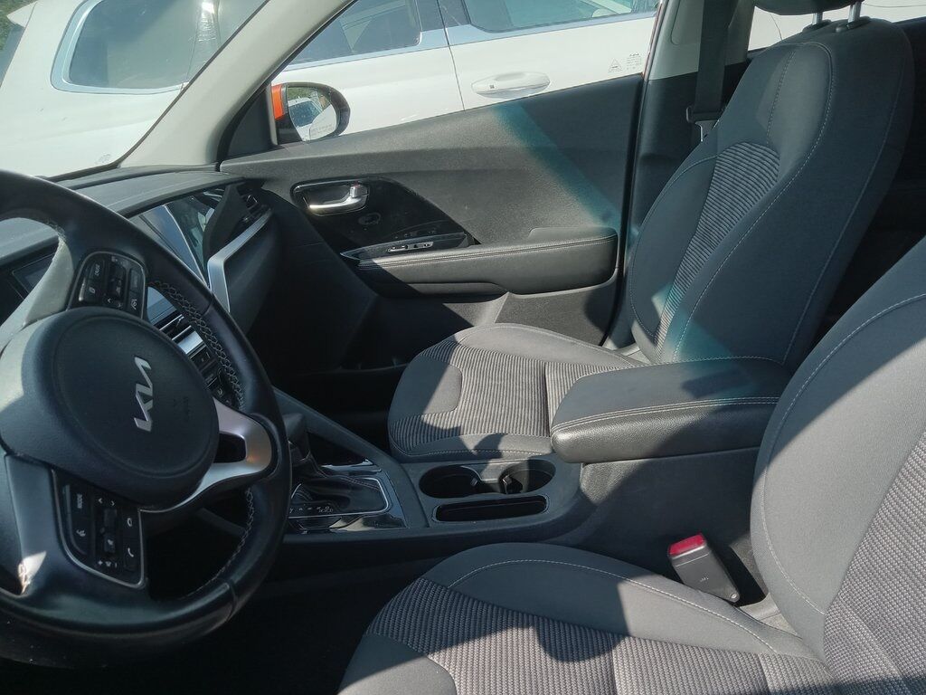 2022 Kia Niro LXS Akron OH