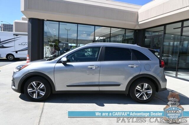 2022 Kia Niro LXS Hybrid / Blind Spot Alert / Lane Departure Alert / Apple CarPlay & Android Auto / Back Up Camera / Keyless Entry & Start / Cruise Control / Alloy Wheels / 51 MPG / 1-Owner Anchorage AK