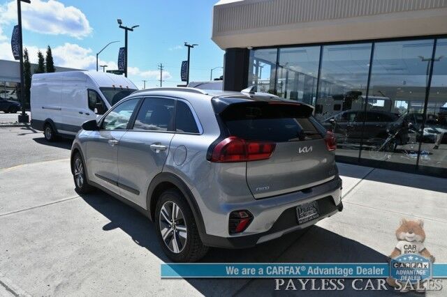 2022 Kia Niro LXS Hybrid / Blind Spot Alert / Lane Departure Alert / Apple CarPlay & Android Auto / Back Up Camera / Keyless Entry & Start / Cruise Control / Alloy Wheels / 51 MPG / 1-Owner Anchorage AK