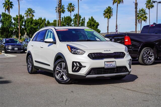 2022 Kia Niro LXS
