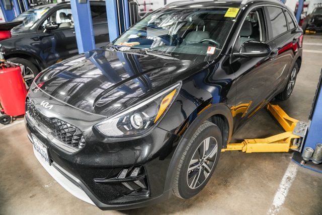 2022 Kia Niro LXS