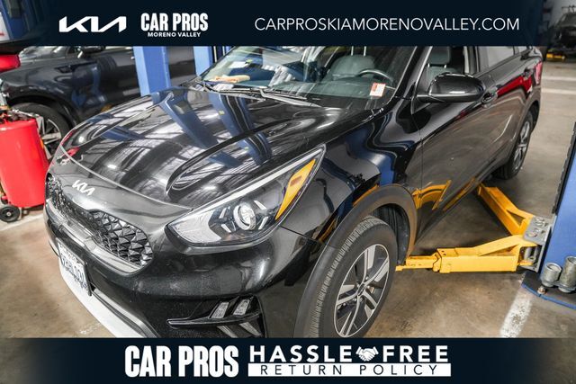 2022 Kia Niro LXS