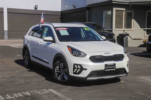 2022 Kia Niro LXS
