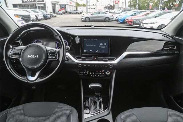 2022 Kia Niro LXS Glendale CA