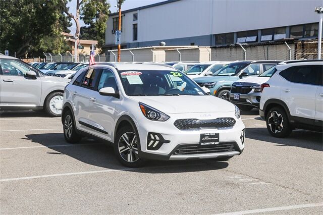 2022 Kia Niro LXS