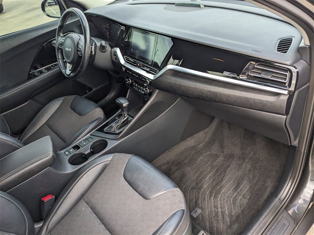 2022 Kia Niro Plug-In Hybrid EX San Clemente CA