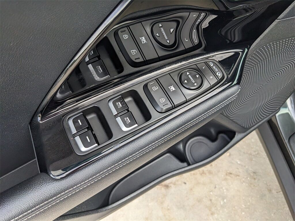 2022 Kia Niro Plug-In Hybrid EX San Clemente CA