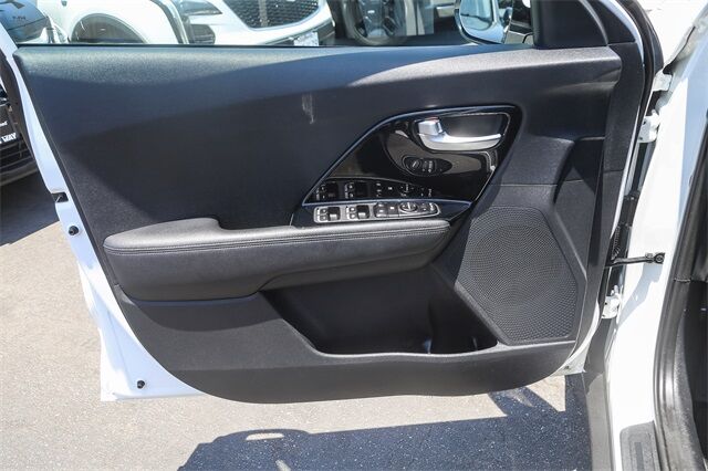 2022 Kia Niro Plug-In Hybrid EX Glendale CA