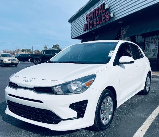 2022 Kia Rio 5-Door S