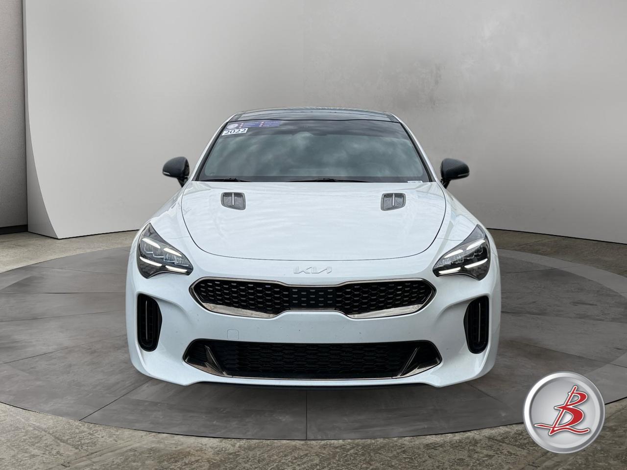 2022 Kia STINGER GT1