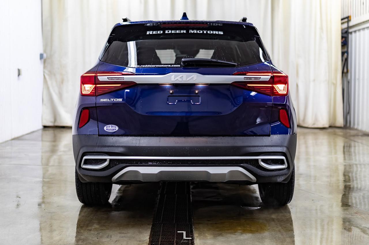 2022 Kia Seltos AWD SX Turbo Leather Roof Nav BCam Red Deer AB