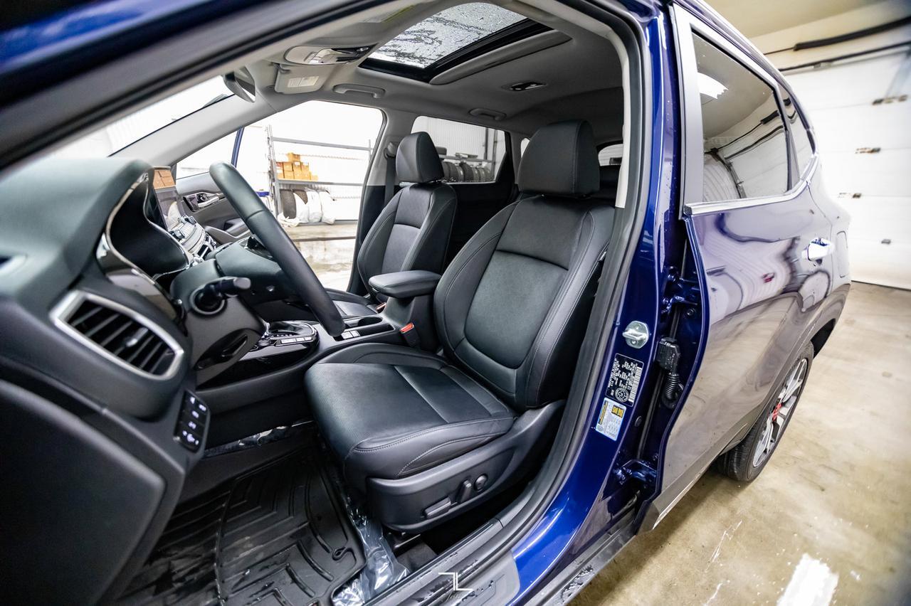 2022 Kia Seltos AWD SX Turbo Leather Roof Nav BCam Red Deer AB