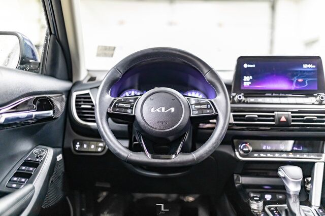 2022 Kia Seltos AWD SX Turbo Leather Roof Nav BCam Red Deer AB