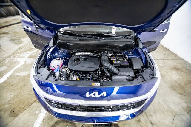 2022 Kia Seltos AWD SX Turbo Leather Roof Nav BCam Red Deer AB