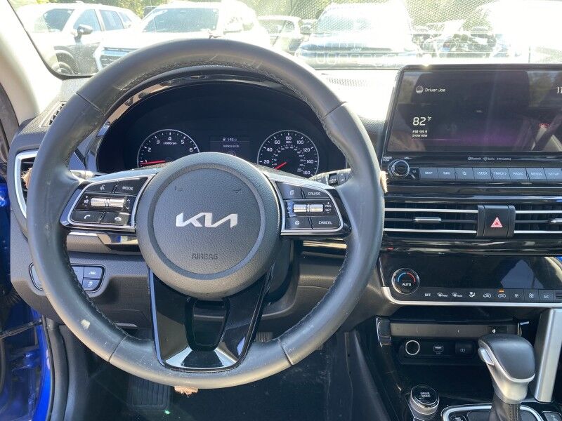 2022 Kia Seltos EX