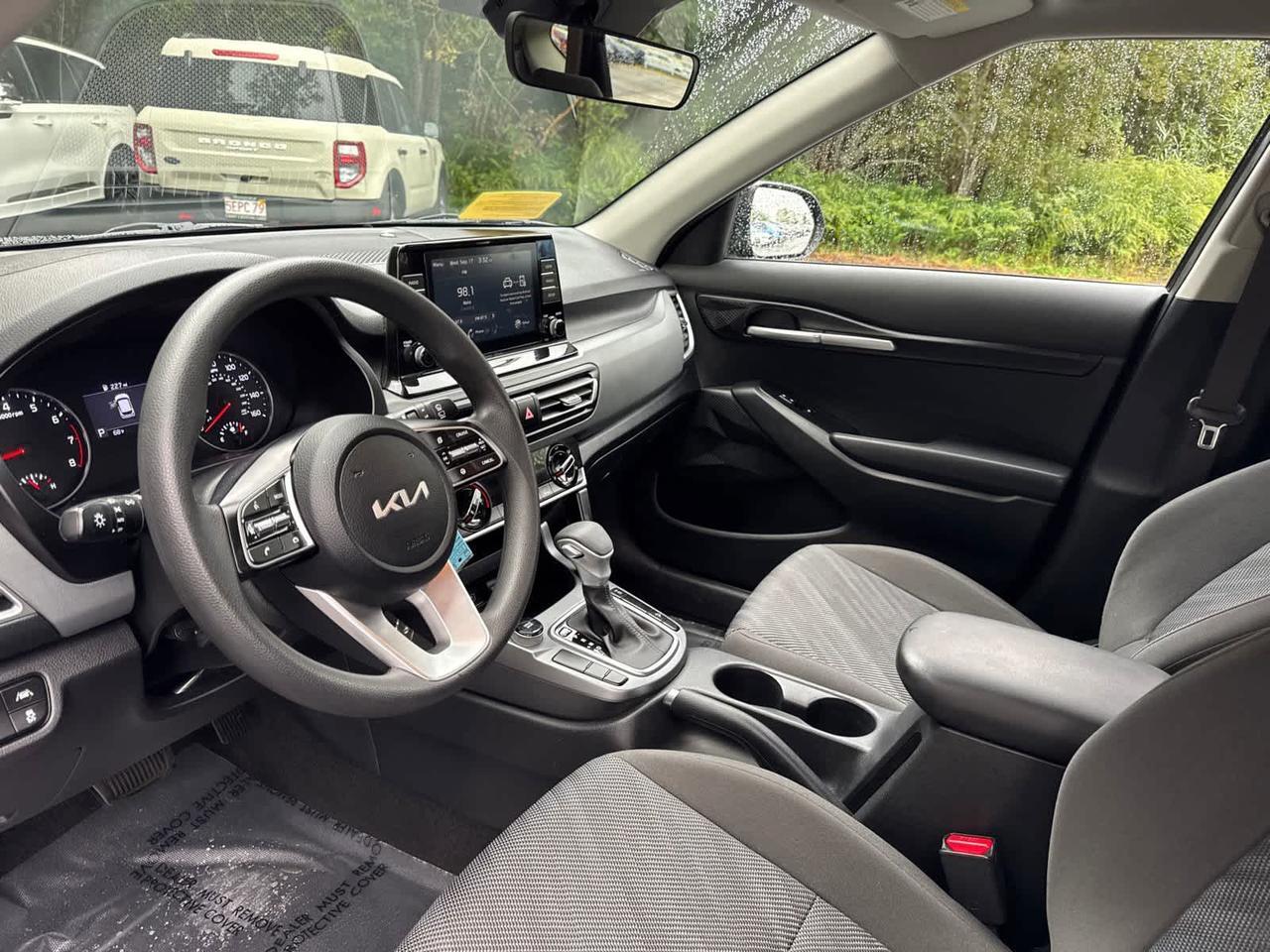 2022 Kia Seltos LX Dartmouth MA