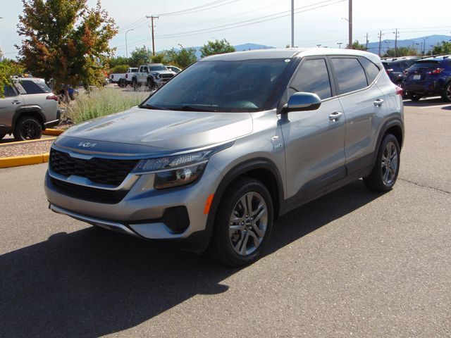 2022 Kia Seltos LX Santa Fe NM
