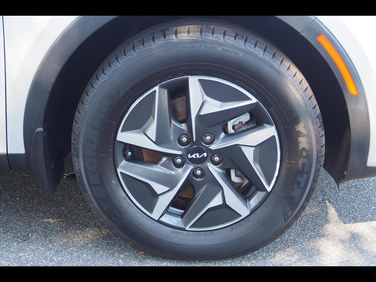 2022 Kia Sorento Hybrid S