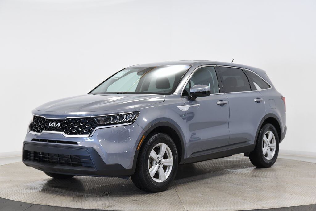 2022 Kia Sorento LX Akron