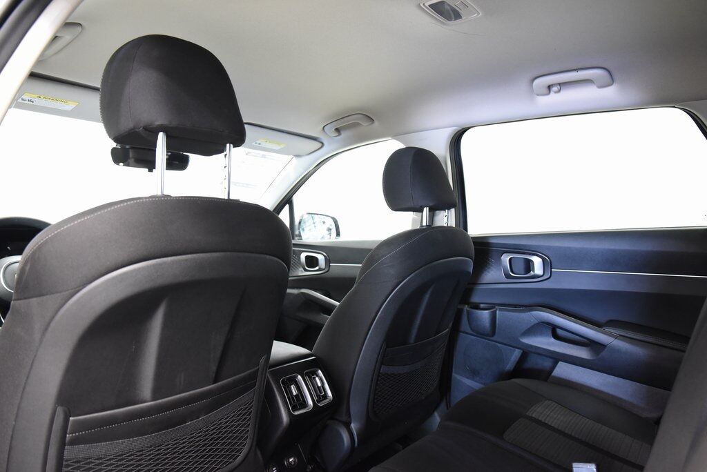 2022 Kia Sorento LX Akron