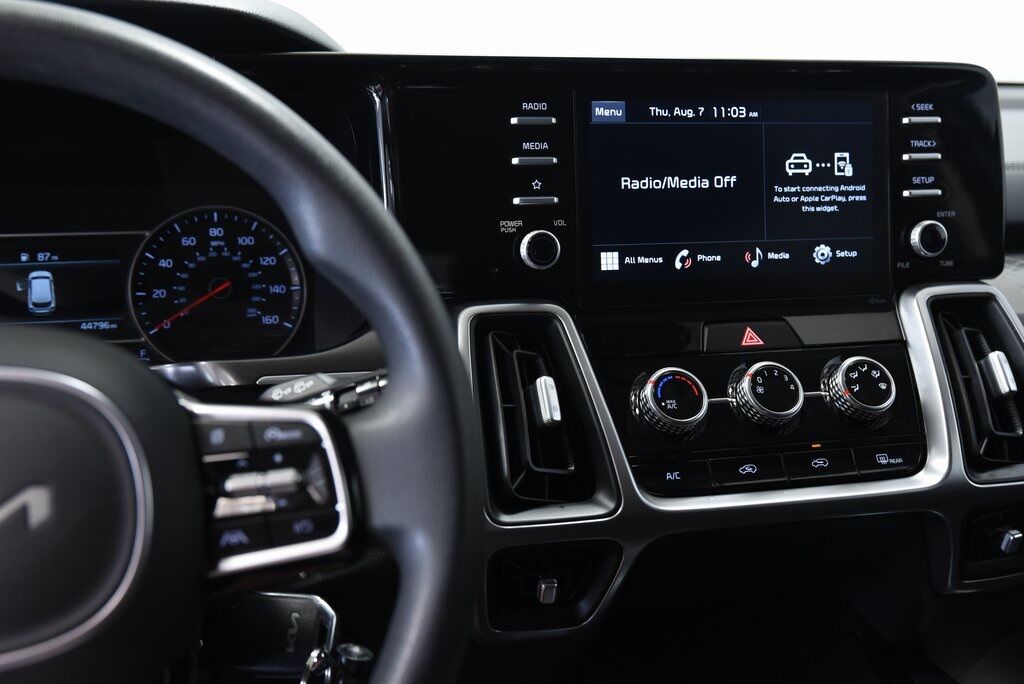 2022 Kia Sorento LX Akron