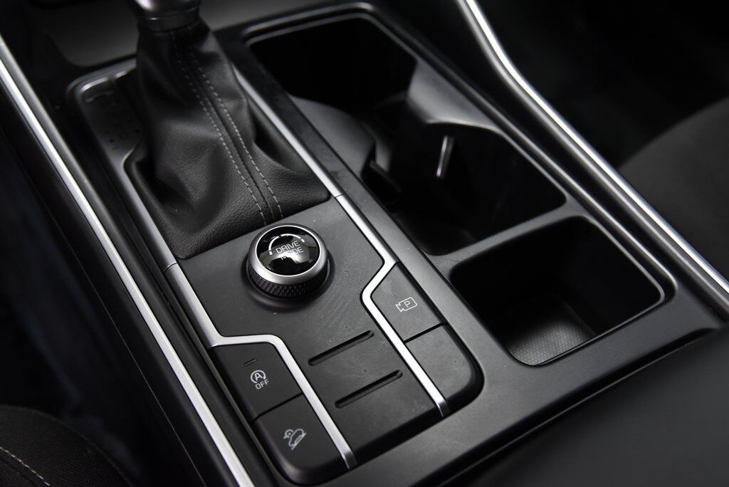 2022 Kia Sorento LX Akron
