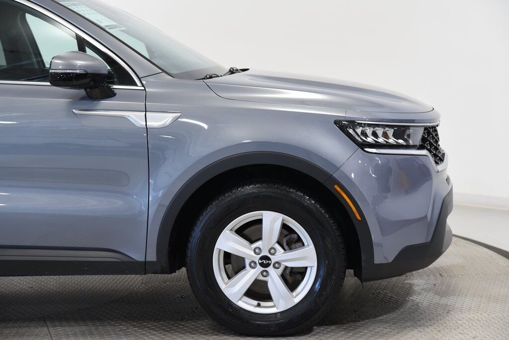 2022 Kia Sorento LX Akron