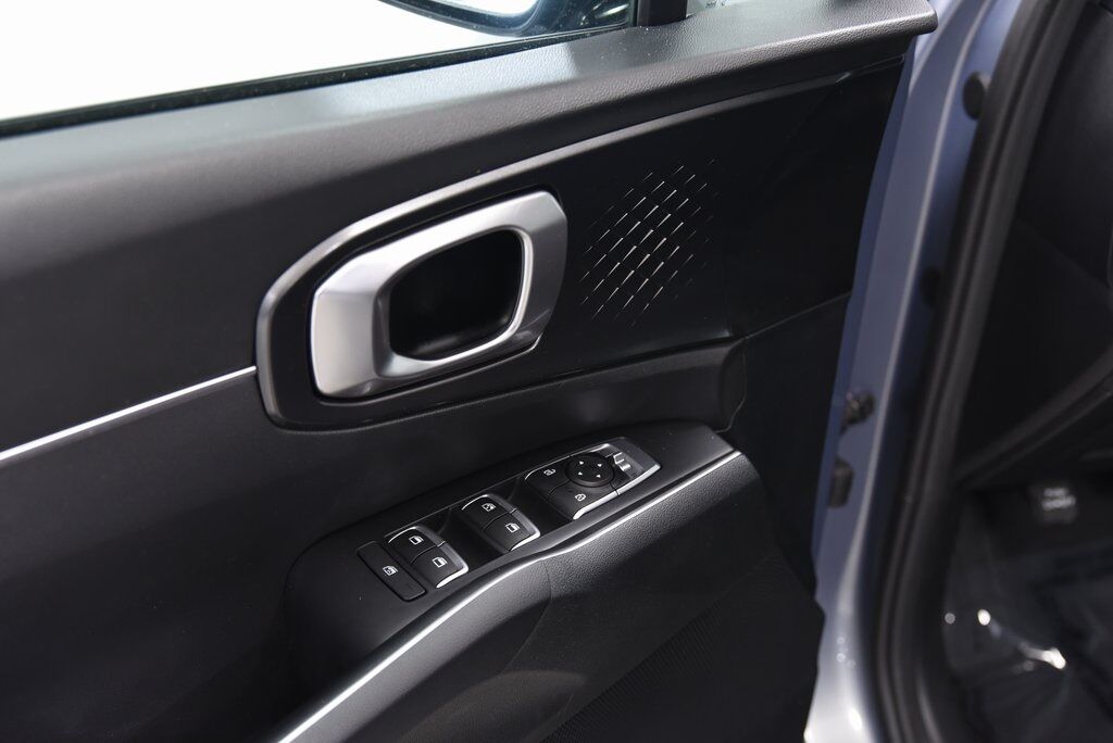 2022 Kia Sorento LX Akron