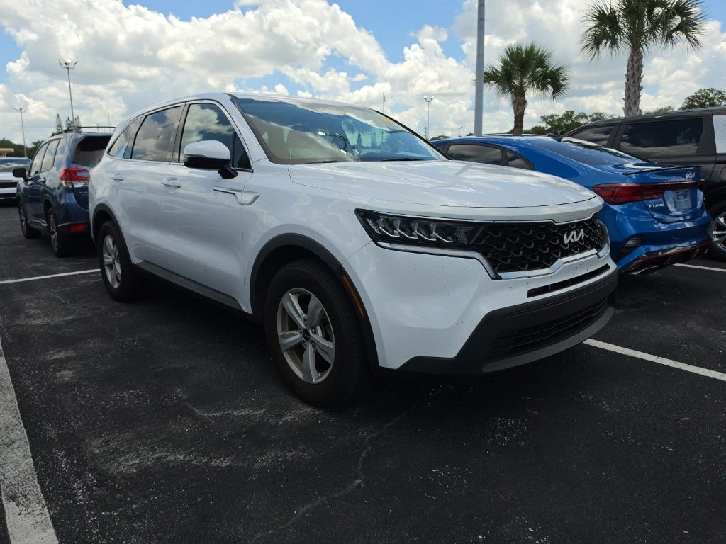 2022 Kia Sorento LX