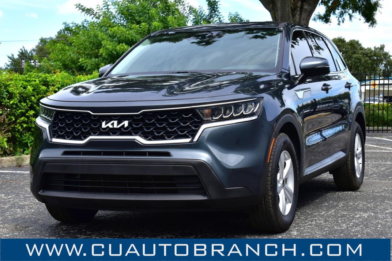 2022 Kia Sorento LX