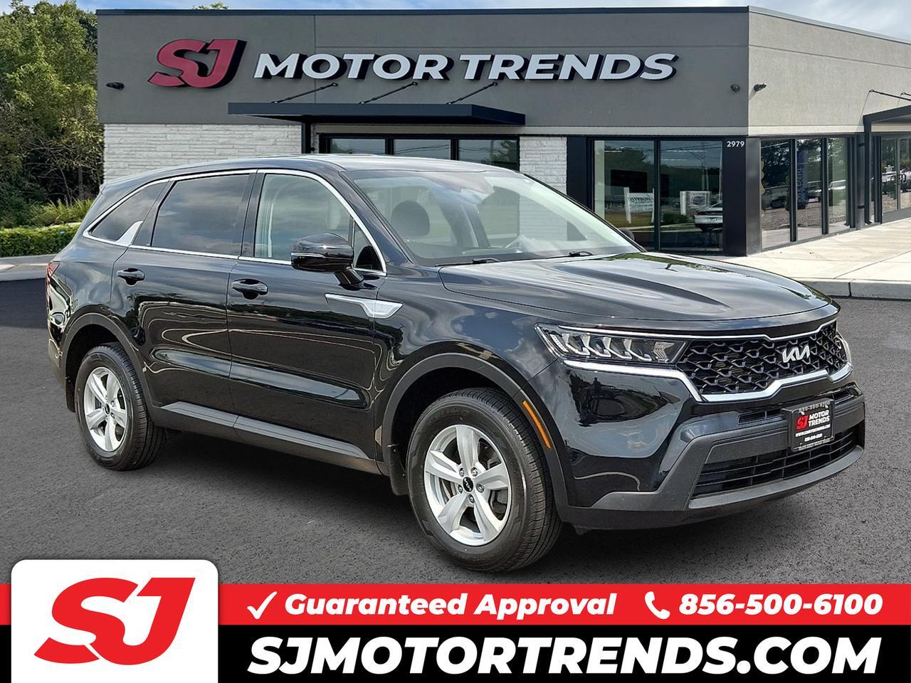 2022 Kia Sorento LX
