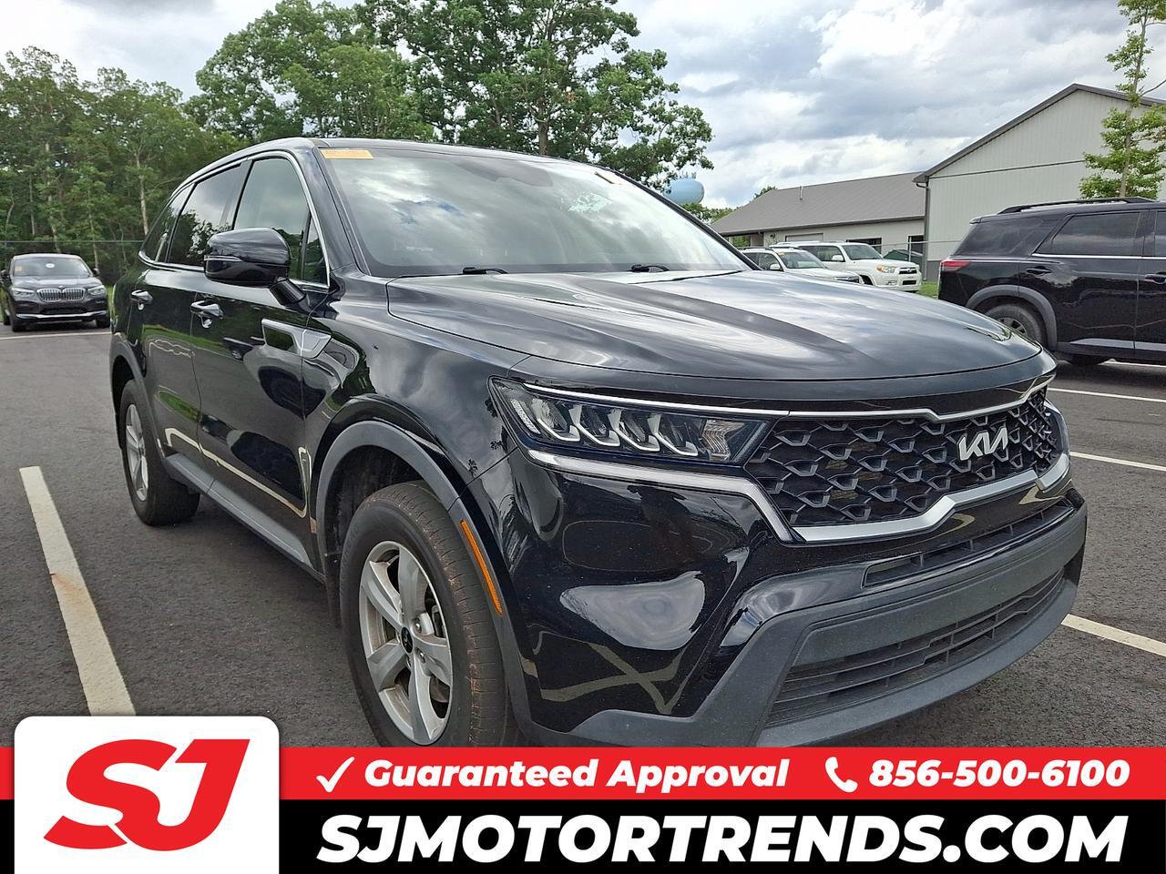 2022 Kia Sorento LX