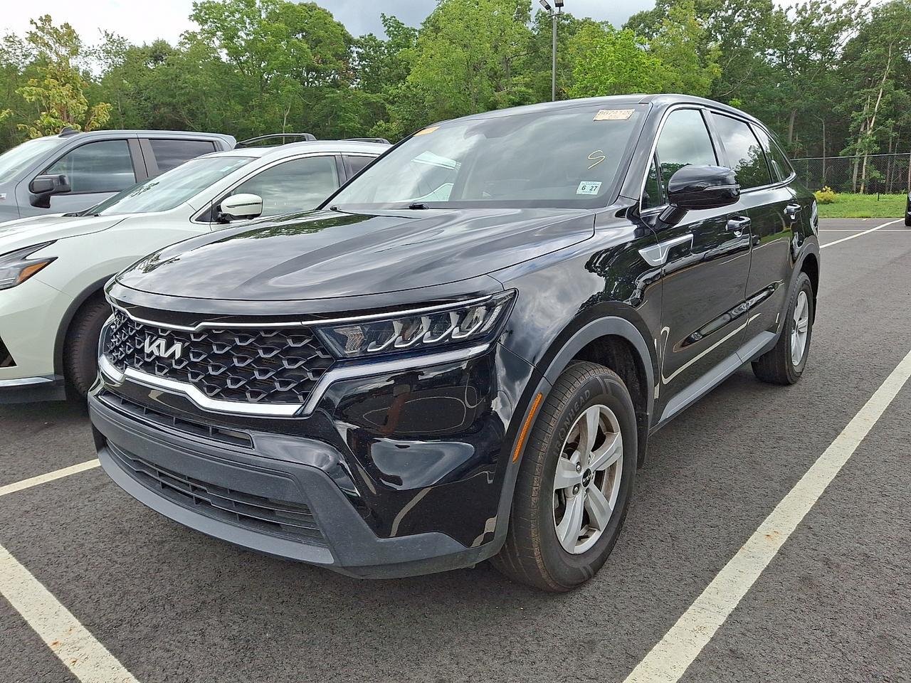 2022 Kia Sorento LX