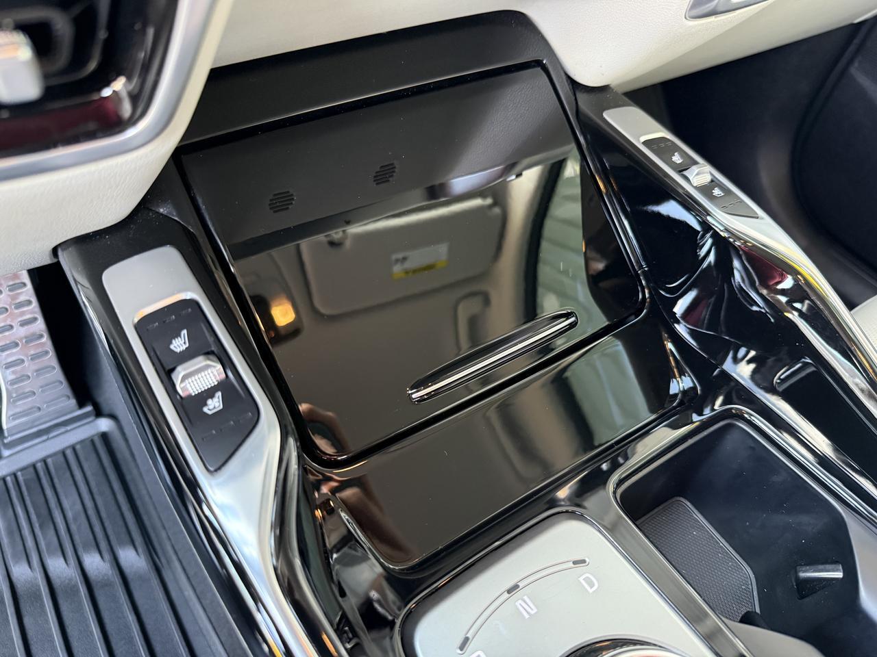2022 Kia Sorento Plug-In Hybrid SX Prestige Knoxville TN