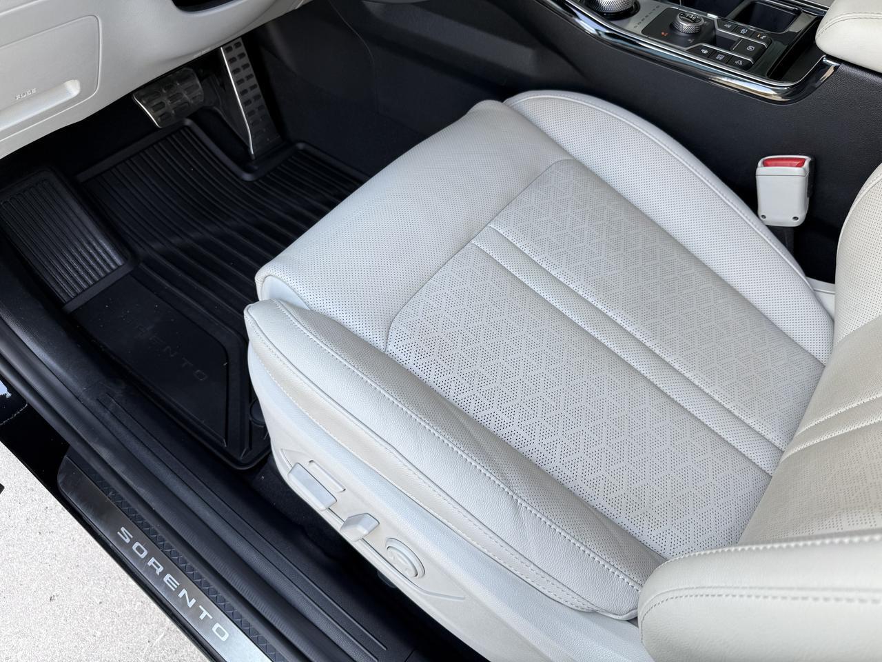 2022 Kia Sorento Plug-In Hybrid SX Prestige Knoxville TN