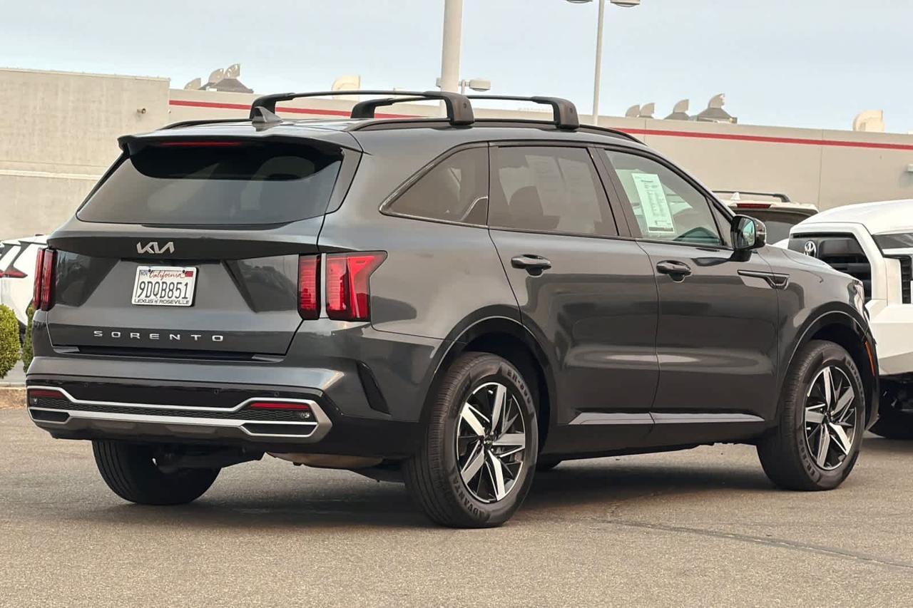 2022 Kia Sorento S