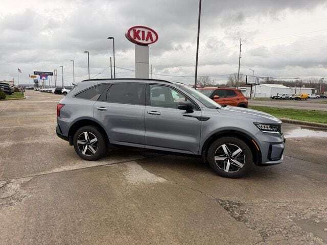 2022 Kia Sorento S