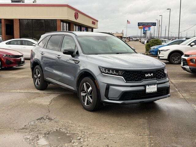 2022 Kia Sorento S