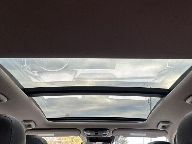 2022 Kia Sorento X-Line SX Prestige Worcester MA 2022 Kia Sorento X-Line SX Prestige Worcester MA