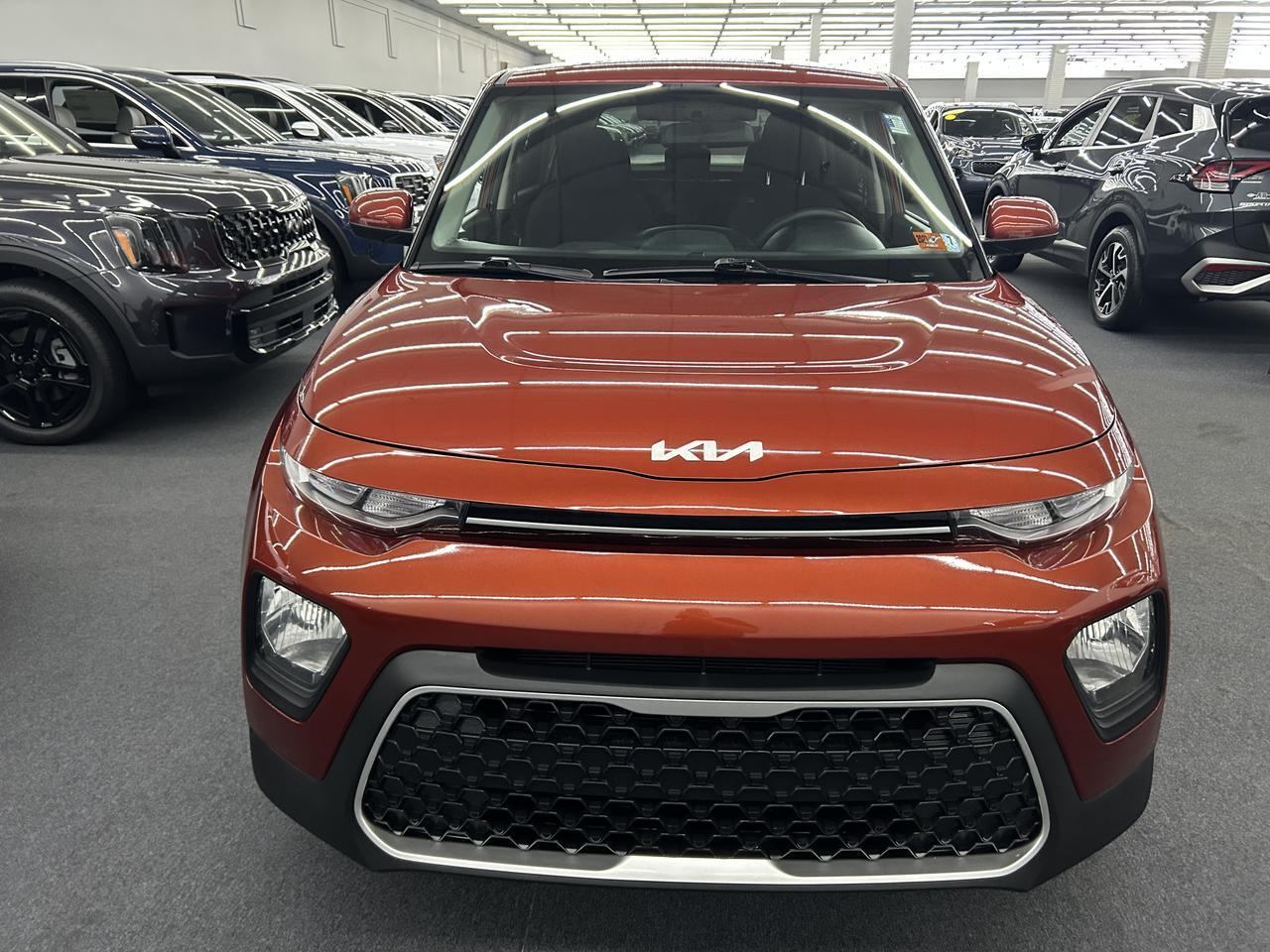2022 Kia Soul LX IVT