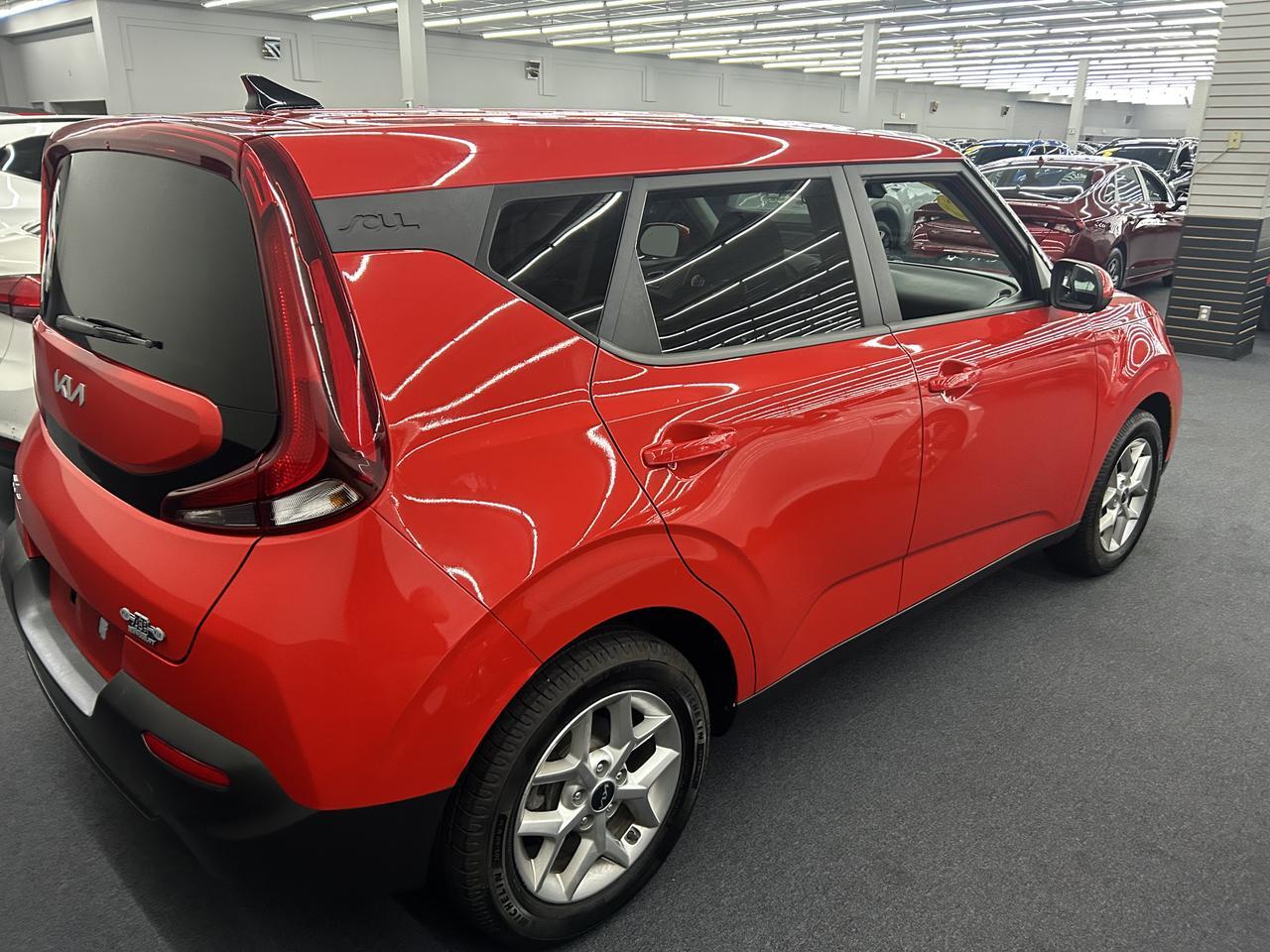 2022 Kia Soul LX IVT Benwood WV